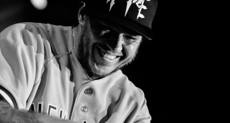 charlie brown jr