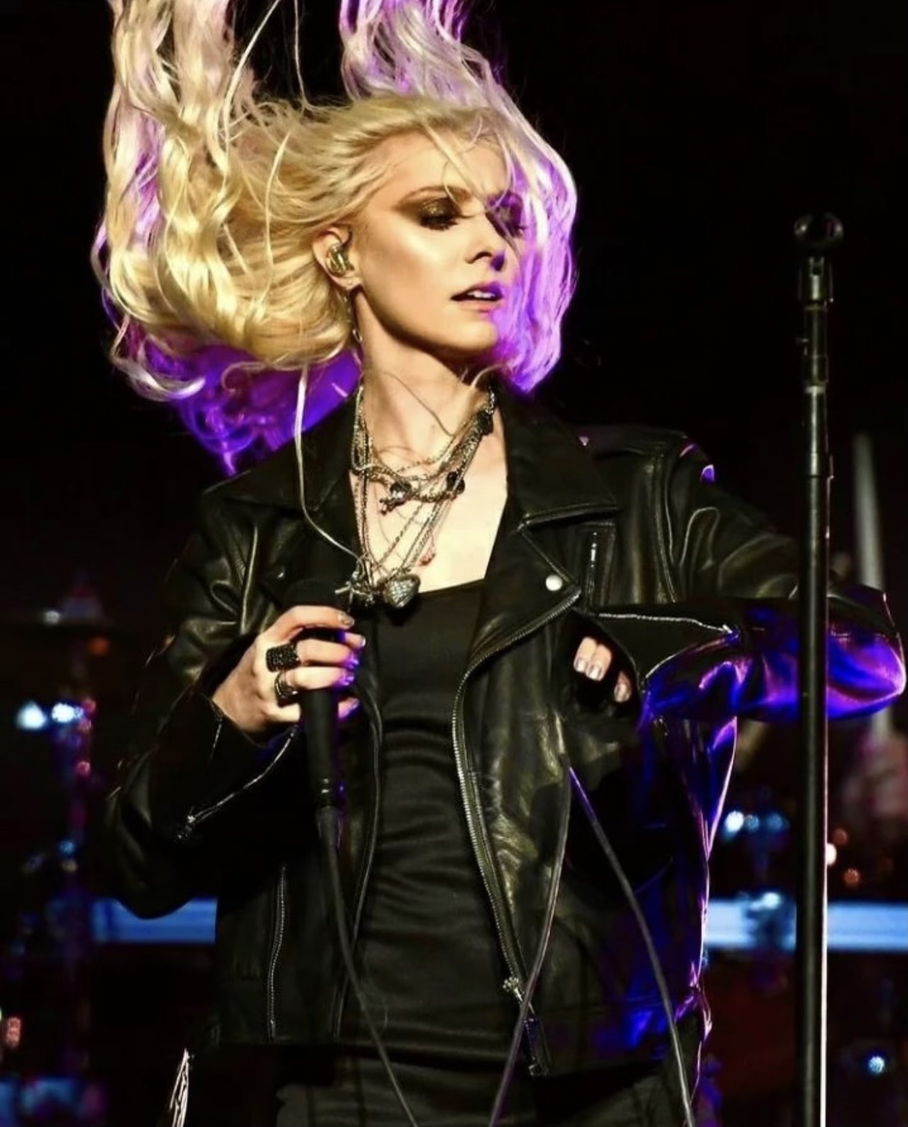 Taylor Momsen, vocalista do The Pretty Reckless, que vai substituir Chris Cornell no retorno do Soundgarden aos palcos