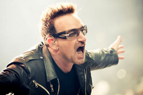 Bono, vocalista do U2, durante apresentação da banda