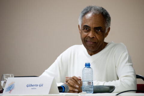 Gilberto Gil se apresentando, artista citado no texto sobre seu possível último show no Rock in Rio 2026
