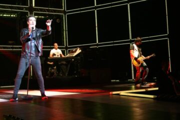 Banda Jota Quest se apresentando ao vivo