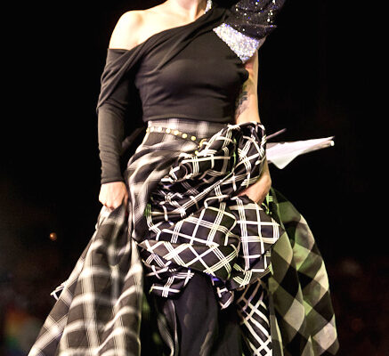 Lady Gaga em evento, foto de referência