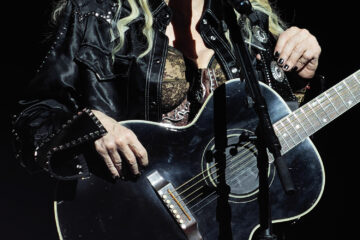 Madonna se apresentando ao vivo em 2023