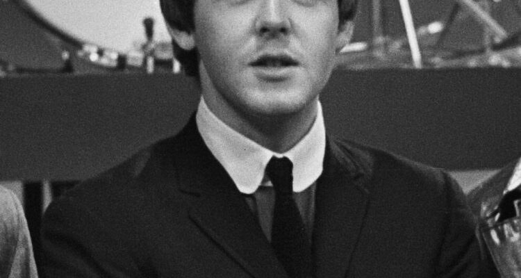 Paul McCartney, ex-Beatle, que revelou detalhes sobre sessão de 1982 com Stevie Wonder