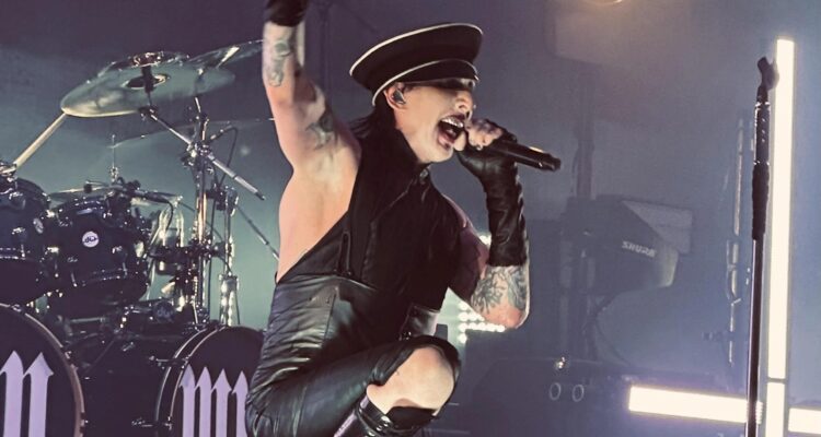 Marilyn Manson em show em 2024