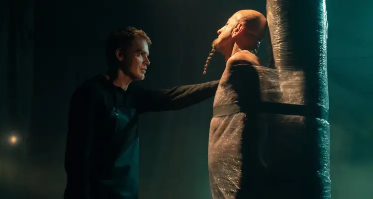Shavo Odadjian, baixista do System of a Down, é vítima de Dexter em trailer da segunda temporada