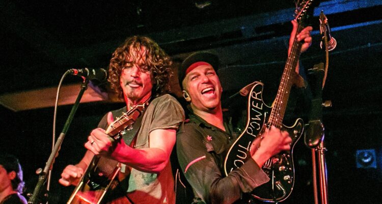 Chris Cornell And Tom Morello Perform Together For The "15 Now" Benefit Show